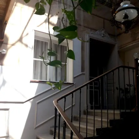 Les Terrasses De Saillans Couette-café *